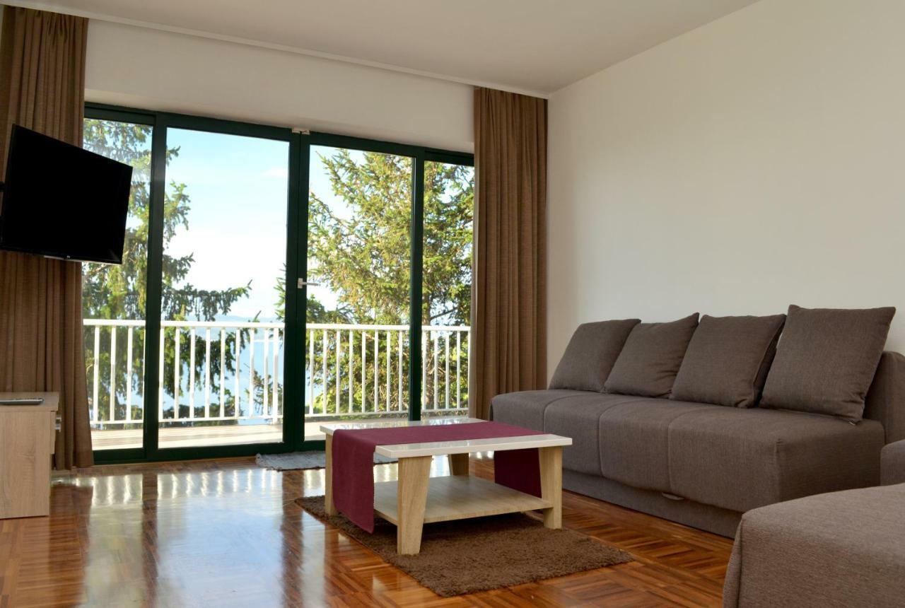 Apartments Lorenco Brela Dış mekan fotoğraf